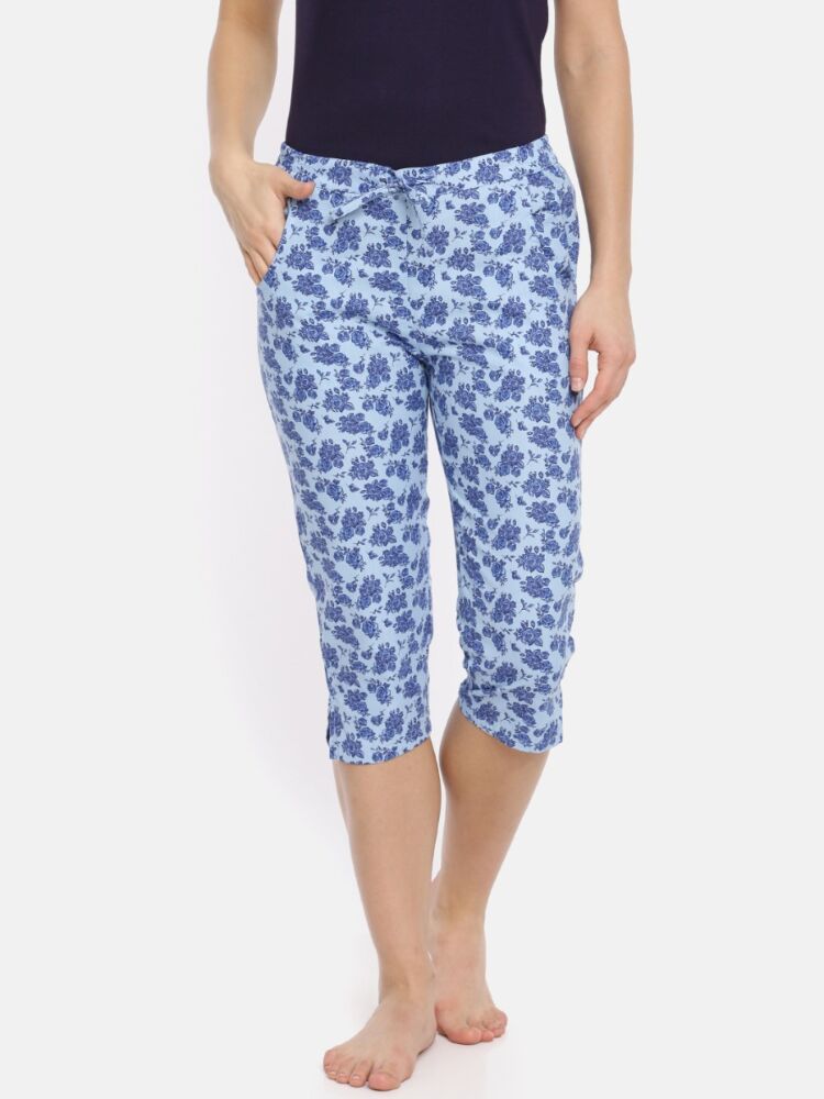 Women's Capri, Cotton Rich Fabric with Side Pocket for Comfortable Loungewear