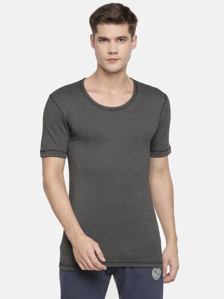 Men's Thermal Uppers Viscose Cotton Blend Half Sleeves U-Neck and Satin-Soft Smoothness