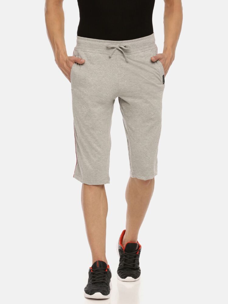 Men's Capris in Cotton Rich Fabric with Contrast Piping and Zipper Pockets for Stylish Sports and Leisurewear