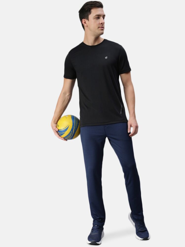 Men's Active Pant in Breathable Microfiber with Stretch Waistband and Sweat-Wicking Technology for Comfort and Performance.